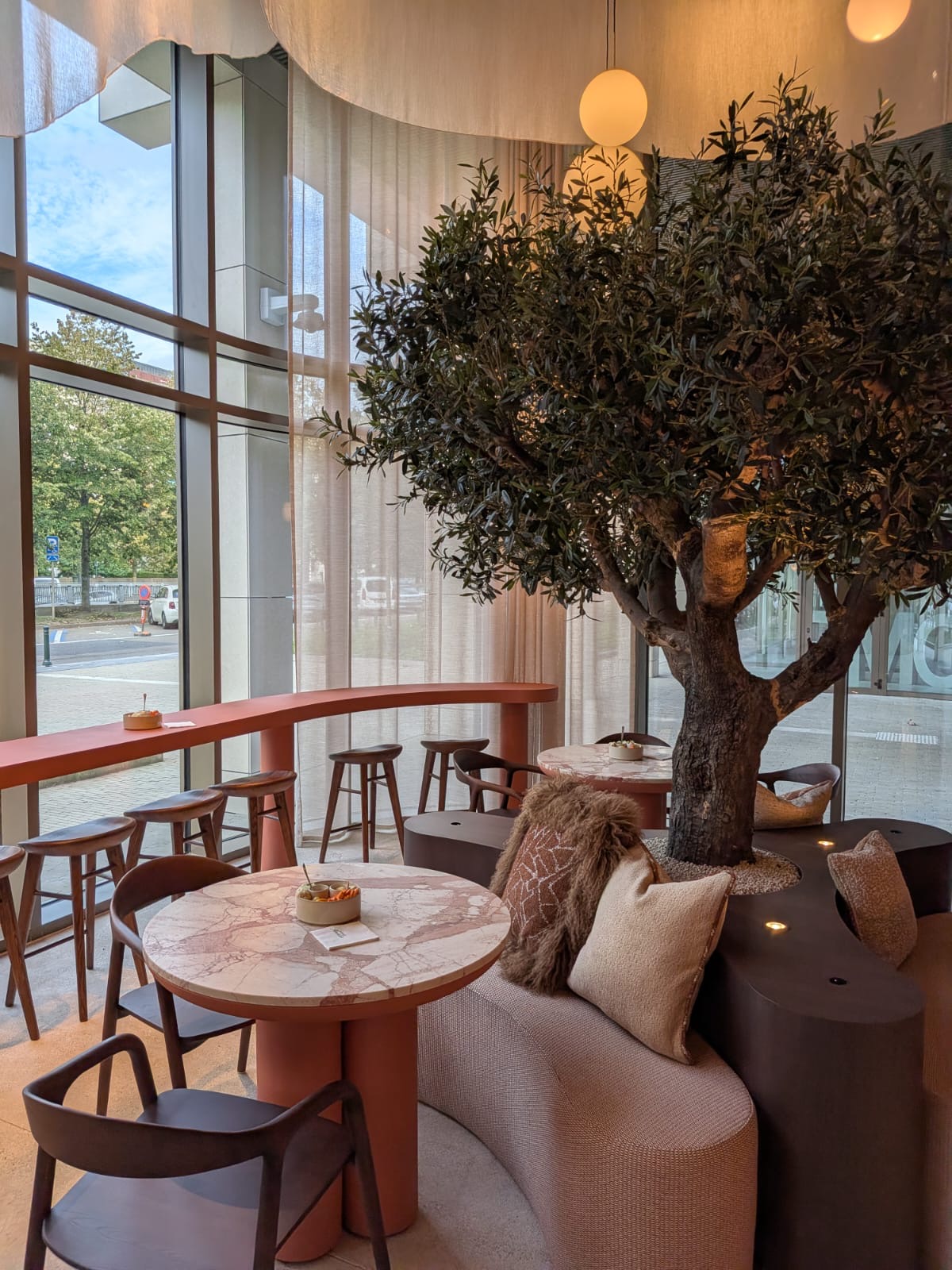 the lounge seating area bonsai brussels